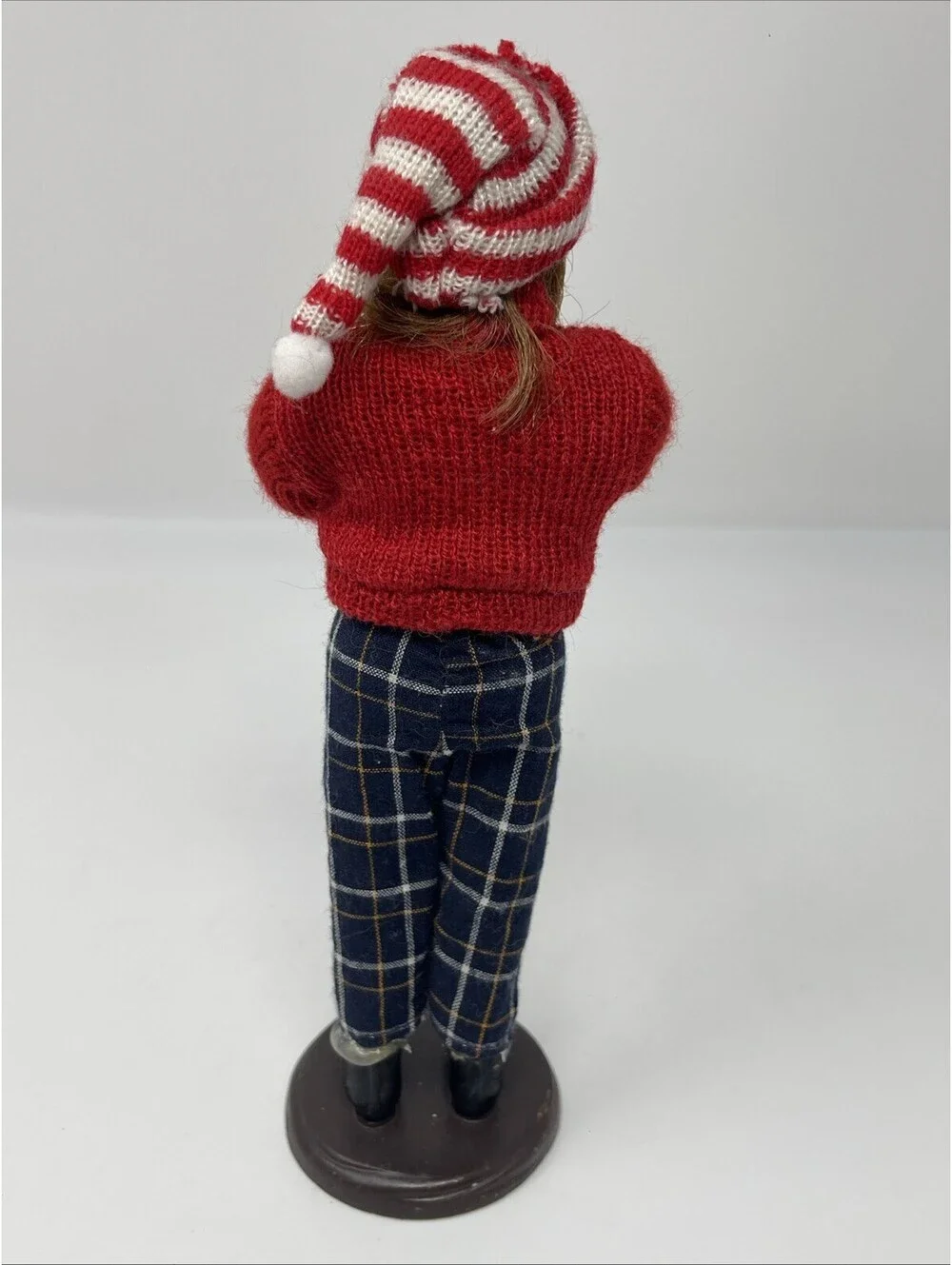3 Vintage Christmas Carolers Figurines Choir Singers Red White Coat Plaid Decor